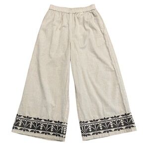 Akkriti Linen Blend Wide Leg Capri Pants.  Size S/M